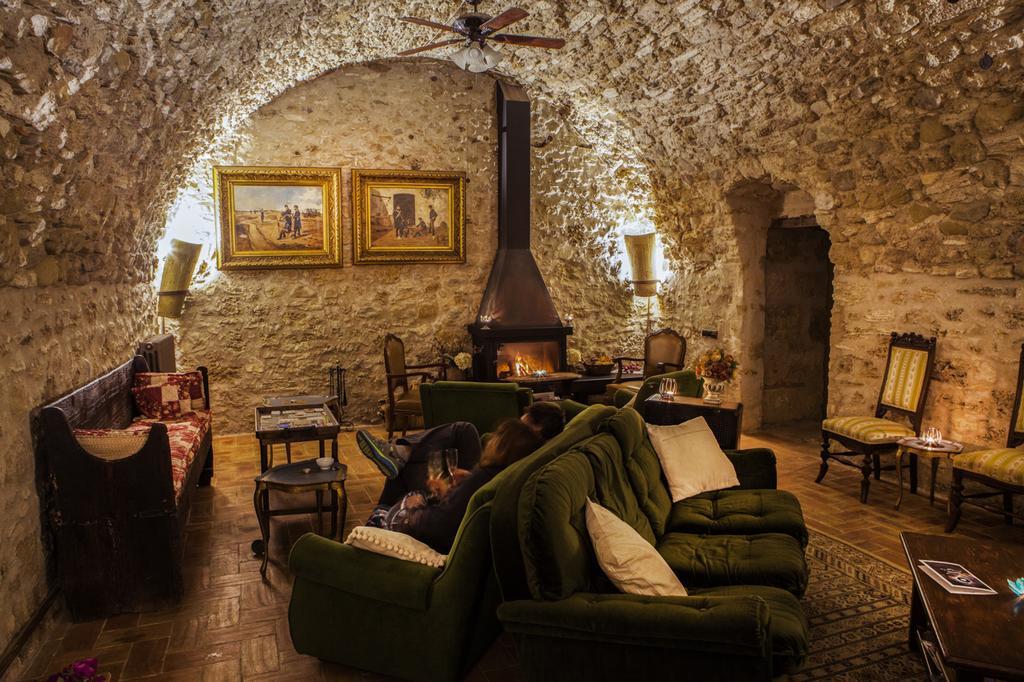 Mil Estrelles Villa Cornellá de Terri Exteriör bild